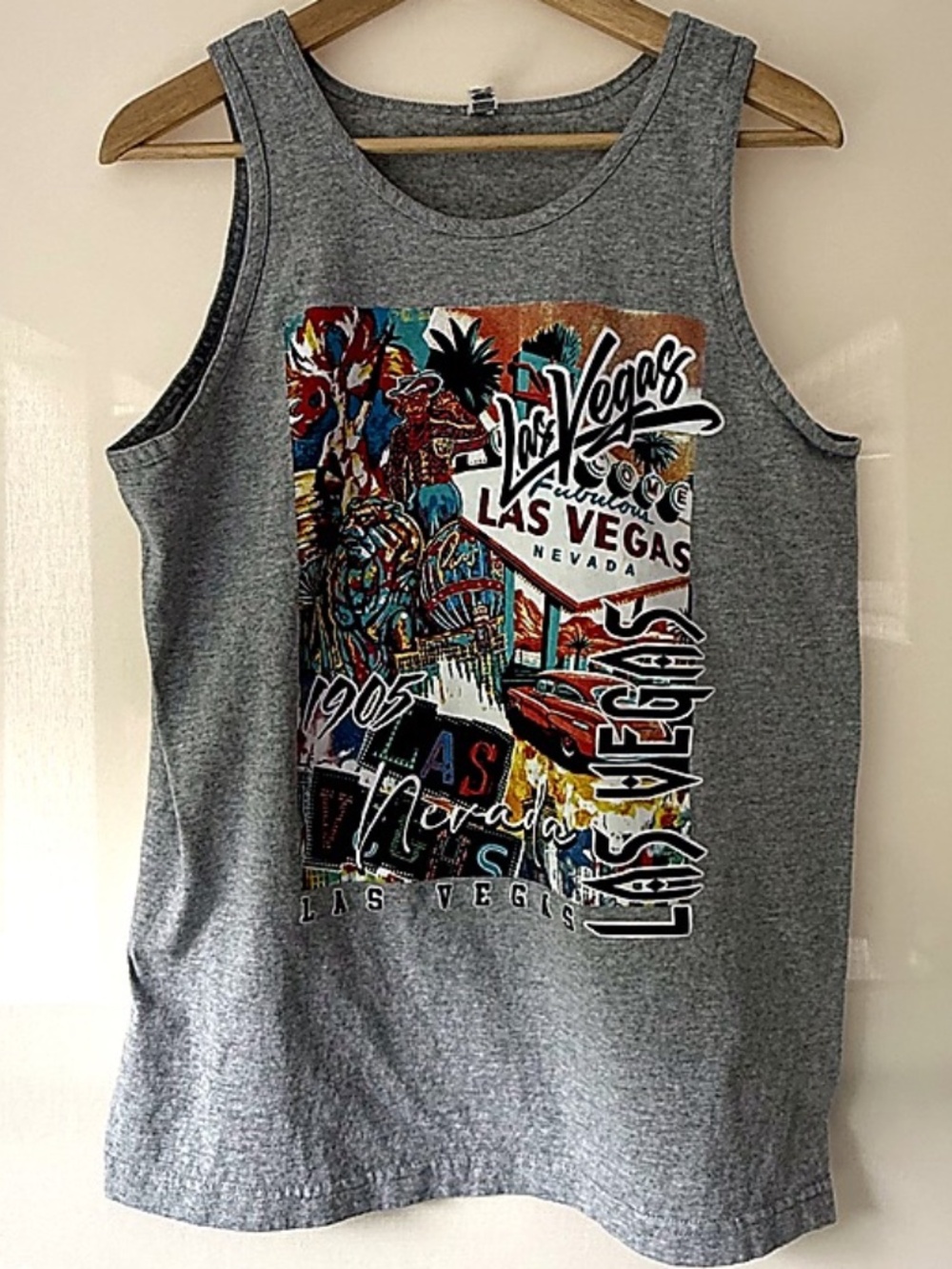 Las Vegas Nevada Graphic Tank Top Gray Sleeveless Tourist Shirt M